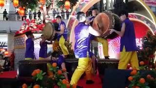 2019 CNY 24 Festive Drum Performance  Suria KLCC 二十四节令鼓 [upl. by Garibold]