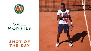 Shot of the Day 3  Gaël Monfils  RolandGarros 2021 [upl. by Idur153]