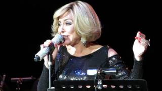 Googoosh  Gharibe ashena london concert [upl. by Mazur]