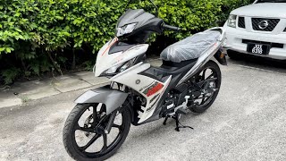 Yamaha Y135LC Fi V8 2023  Pearl White Walkaround [upl. by Ytoc]