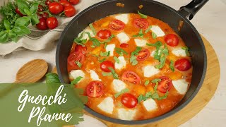 Gnocchi Pfanne mit Mozzarella  Schnelles Pfannengericht [upl. by Hanala544]