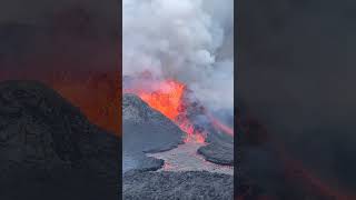 Eruption of the Geldigaladur volcano 01 shorts geldingadalur volcano iceland Aventurevolcans [upl. by Lynna]