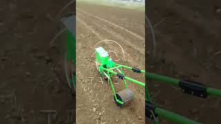 How a Manual Peanut Planter Work [upl. by Jacklyn925]