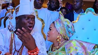 Watch How Olori Maryam Ogunwusi Anako Kneel For Hubby Ooni Of Ife Oba Adeyeye Ogunwusi [upl. by Ahseneuq574]