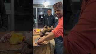 Himali khasi Ko gardhan goatmeat meatcuttingskills muttoncurry muttonrecipe mukbang asmrvideo [upl. by Salisbury755]