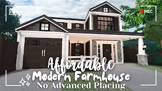 bloxburg  🌳 affordable two story modern farmhouse  33k ꒰ no advanced placing build ꒱ [upl. by Imelda]