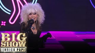 Big Show  Donatella Rettore duetta con i suoi fan [upl. by Heim]