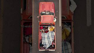 This photographer waited on a bridge every morning to capture Mexican carpoolers [upl. by Lotte]