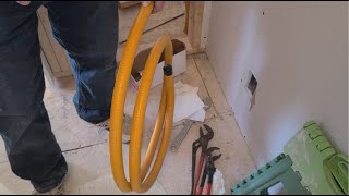 How To Cut amp Install CSST Flexable Gas Propane Pipe [upl. by Bettina]