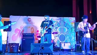 Goldfinger  99 Red Balloons Achilles Vee cover LIVE  Eton Centris [upl. by Checani]