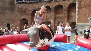 Rodeostier van mcj attractions is altijd een topper op uw evenementen [upl. by Mavilia]