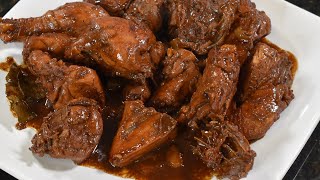 EASY AUTHENTIC CHICKEN ADOBO RECIPE [upl. by Nna]