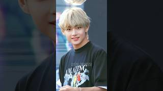 Gal meri manja ❤️ btsv btsedits kimtaehyung whatsapp status shorts [upl. by Ayr]