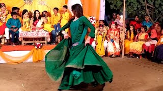 বিয়ে বাড়িতে মেয়েটির অসাধারণ নাচ  New Wedding Dance Performance  Dj Sravanthi  ABC Media [upl. by Aleina]