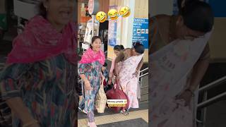 Money prank on public reaction in india 😂😂😍 viralvideo prankdekhoindia trending nagpurprank [upl. by Formica]