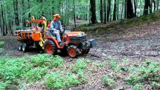 Kubota B1410vyvážačka 03 [upl. by Cobb]