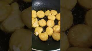 Urad dal ki Bari aur kadhi is tarah se banaenrecipe tending food shortvideos [upl. by Joela]