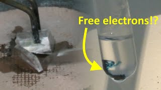 Sodium electride in liquified ammonia [upl. by Persas]