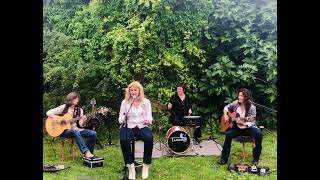 LADIES ZEPPELIN  Ramble On Led Zeppelin acoustic cover 2021 [upl. by Ho]