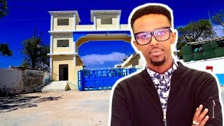 Fanaan Cawaale Aadan oo Madaxtooyada Villa Somalia Wacdaro ka dhigay [upl. by Allx]