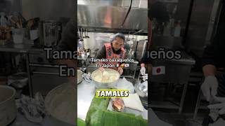 Cocineros oaxaqueños enseñan a japoneses a hacer tamales de mole negro tamalesoaxaqueños mexico [upl. by Nikolaos]