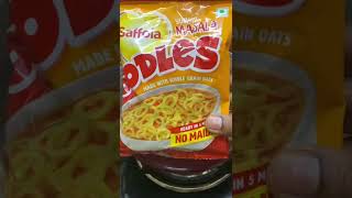 Cheese Saffola Ring Noodles With Onion Ring Omelette shorts ashortaday youtubeshorts [upl. by Nalliuq]