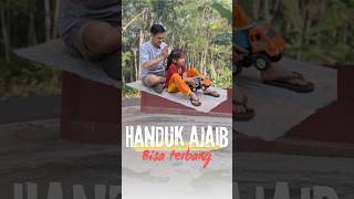 Handuk ajaib bisa terbang [upl. by Karlyn]