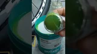 cómo llenar una grasera con grasa motorex verde TRUCO graseras en venta [upl. by Azarria]