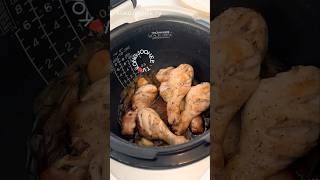 밥솥으로 이게 된다고 Cooking steamed chicken in an electric rice cooker [upl. by Colet]