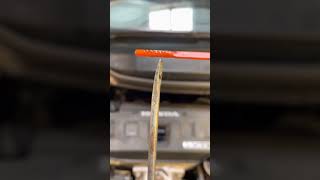 Honda Civic 2007 oil level check via the dipstick [upl. by Warrenne]