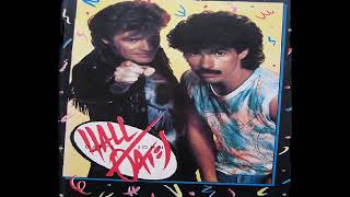 Hall amp Oates  Maneater Live [upl. by Weathers]