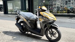 Honda Vario 125 2024  Black  Gold Walkaround [upl. by Bailar]