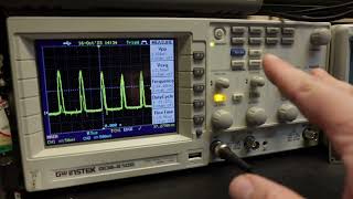 Oscilloscope Acting Up TimeDiv Rotary Encoder Fault GW instek GDS2102 [upl. by Dlaregztif]