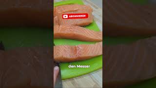 Lachs mit Spinat amp Sahnesoße 🐟🥬 – Schnelles Lachsgericht für jede Gelegenheit [upl. by Thorrlow]