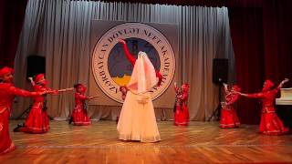 Nelbeki reqsi Национальный танец Азербайджана quotНелбекиquot National Azerbaijan Dance quotNalbakiquot [upl. by Hamid]