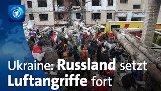 Krieg gegen die Ukraine Russland setzt Luftangriffe fort [upl. by Kristoforo293]