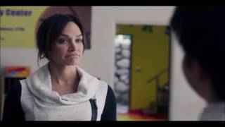 Nicole da Silva en Gortimer Gibbons Life on normal street [upl. by Aihsikal]