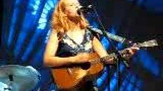 neko Case  Deep Red Bells live 2007 [upl. by Voss]