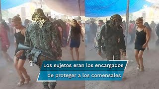 Circula video de hombres armados y camuflados bailando en boda [upl. by Gefell]