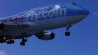 Plane Landing Maho Bay Beach StMarteen StMaarten StMartin [upl. by Cathrine611]