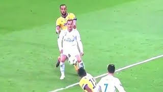 Lucas Vazquez action with Mehdi Benatia  Real Madrid 13 Juventus  11042018 [upl. by Cyrillus]