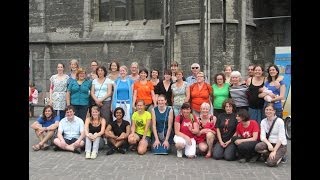 Flashmob van DanseriDoe en Goe Folk op de korenmarkt in Gent [upl. by Aynat958]