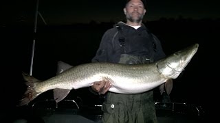 Musky Fishing Canada 57quot Musky  SLOBLANDCHARTERSCA  JAWS V [upl. by Emawk876]