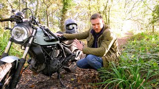 Custom Ducati Scrambler Sixty2 400cc  The British MotorBiker [upl. by Aizek]