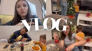 vlog DOMINGO conmigo  expo canina 🐕 feria medieval 🎄montamos el árbol de navidad No queso🧀 [upl. by Goodman218]