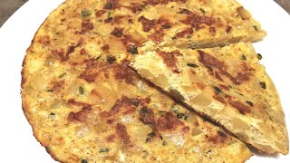 omelette aux pommes de terre اوملات بالبطاطا سريعة و روعة [upl. by Deidre]