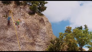 Climbing diorama  L ARRAMPICATA [upl. by Brinson303]