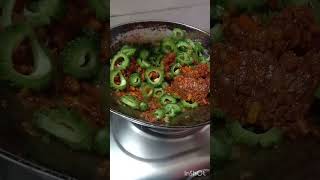 अजिबात कडू न होणारी कारल्याची भाजी मुल हि आवडिने खातील  Karlyachi Bhaji youtubeshorts recipe [upl. by Jauch]