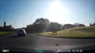 Blagrove Roundabout Swindon Odd lane usage Swindon UK [upl. by Tomasine]