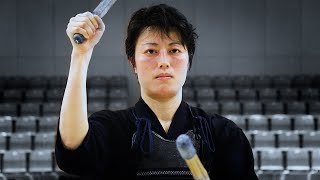 Woman kendo practitioner with two swords  Riina Okuda Middle school art teacher [upl. by Chuah883]